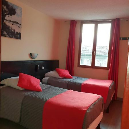 Hotel Victory Marseille Bagian luar foto
